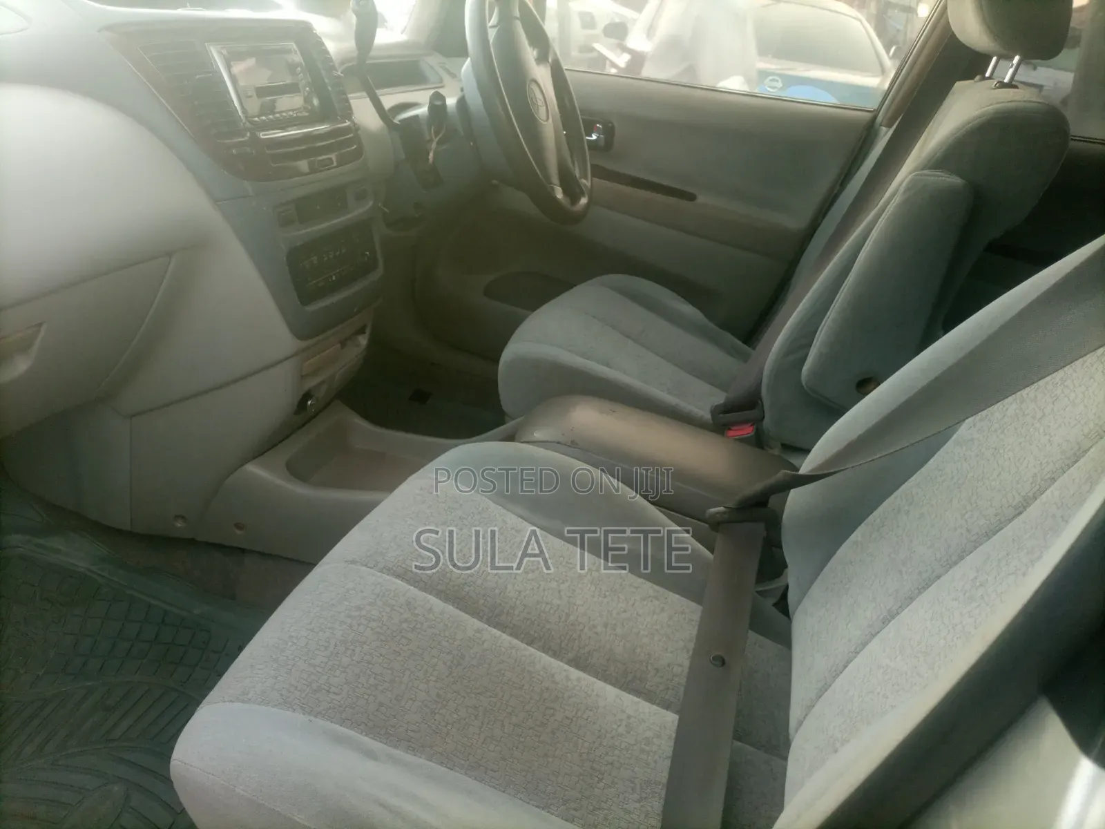 Toyota Nadia 2.0 135hp AWD 1998 Silver