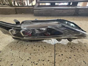 Harrier Hybrid 2016 - 2020 Headlamp ( Used Japan)