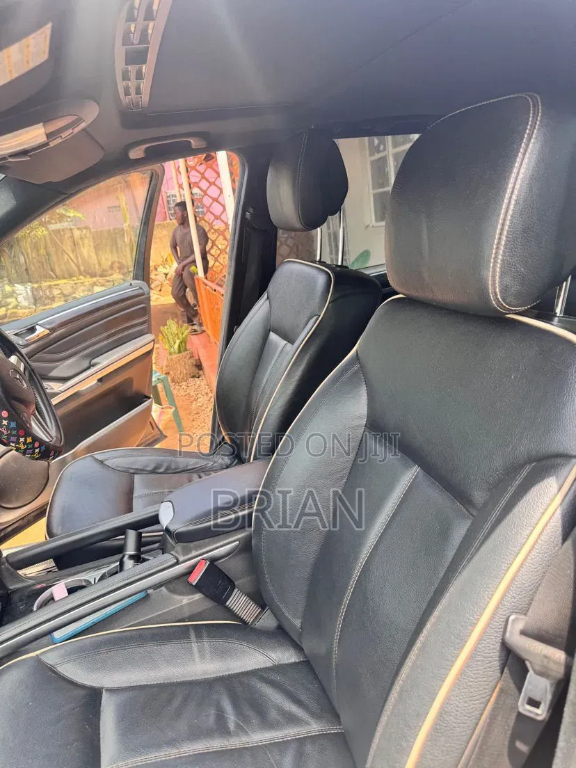 Mercedes-Benz M Class ML 350 BlueTEC 4Matic 2012 Black