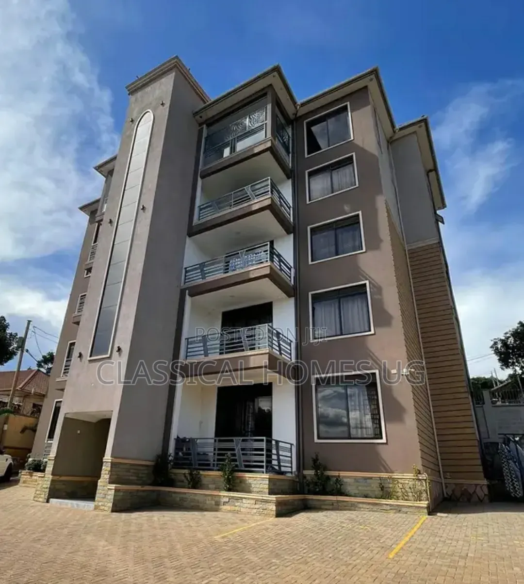 3bdrm Apartment in Lubowa Entebbe Road, Central Division for rent