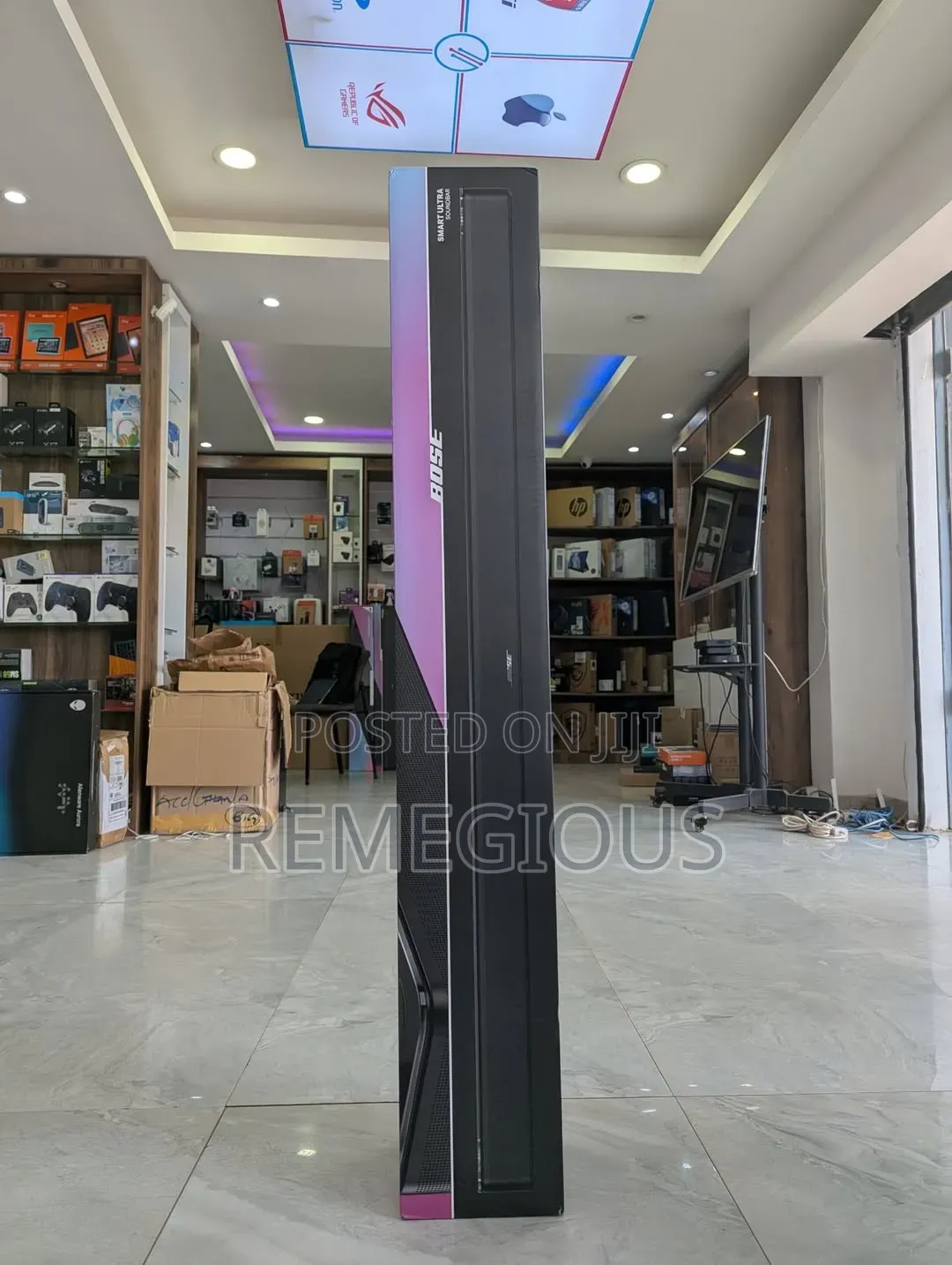 Bose Smart Ultra Soundbar and Bose Bass Module 700 Wireless Subwoofer.