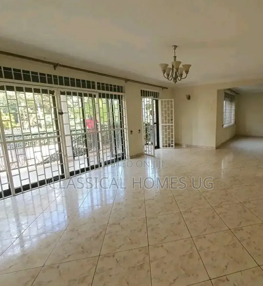 4bdrm Duplex in Kitintale, Central Division for rent