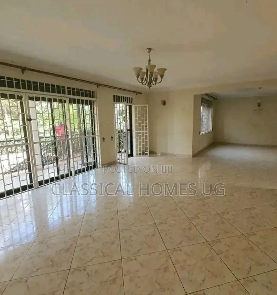 4bdrm Duplex in Kitintale, Central Division for rent