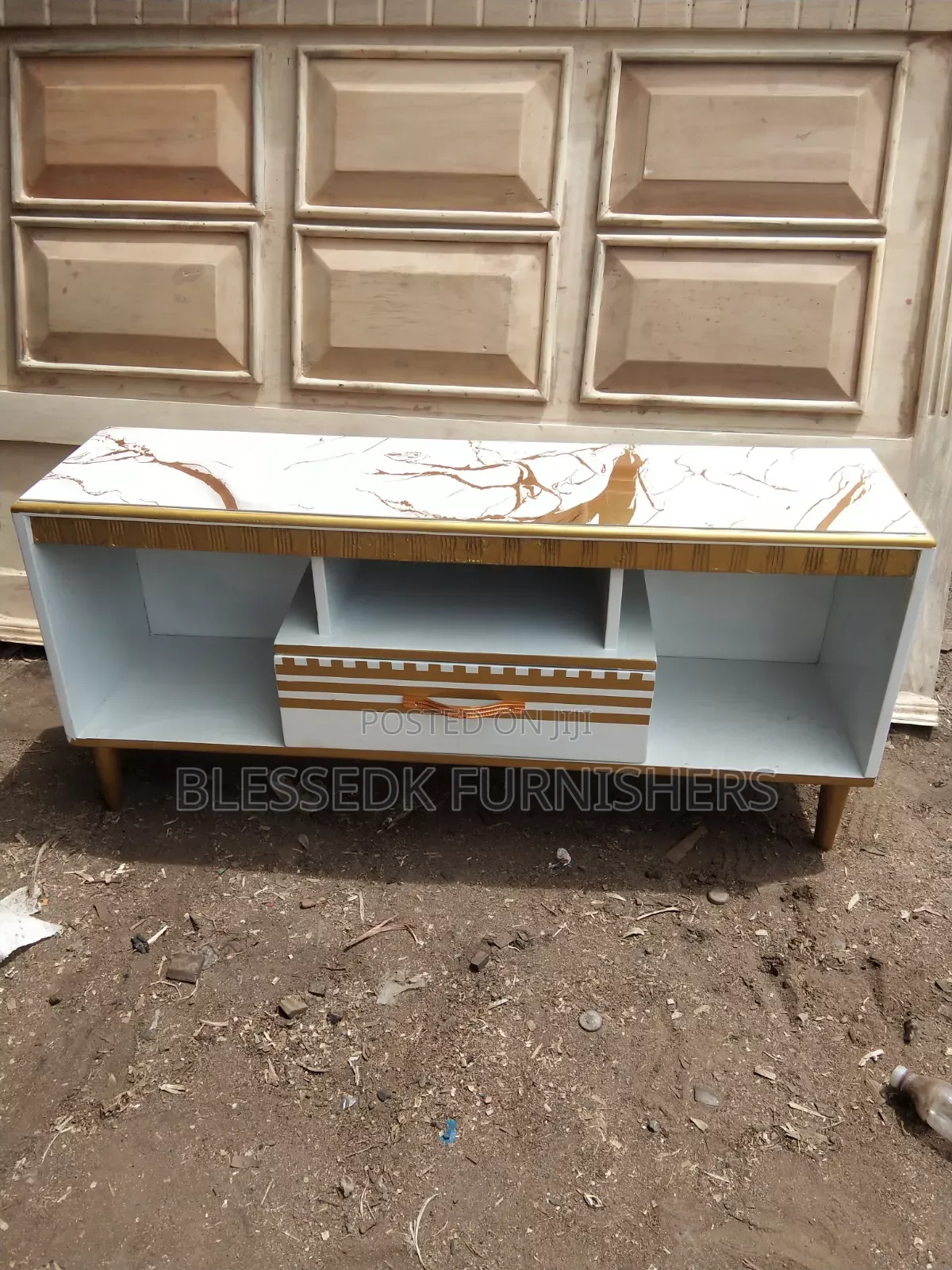 Tv Stand on Sale 250000