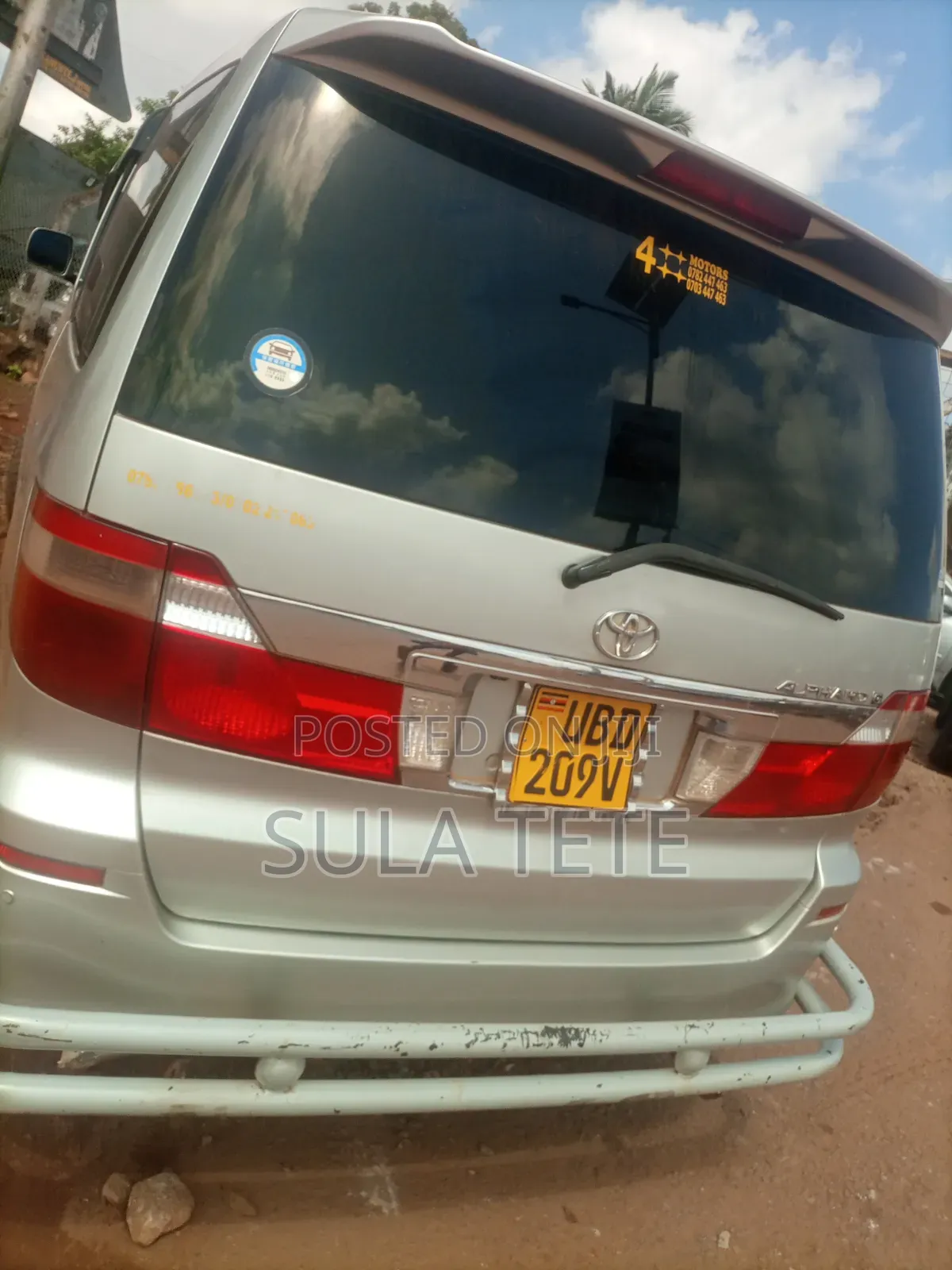 Toyota Alphard 2.4 Petrol AWD 2004 Silver