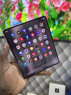 Samsung Galaxy Z Fold 3 256 GB Silver