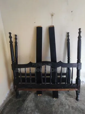 Am Selling a Bed 5x6 Still in Good Condition