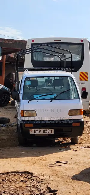 Suzuki Kei 1999 White