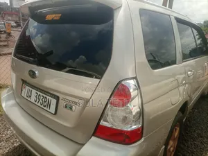 Subaru Forester 2.5 X 2006 Beige