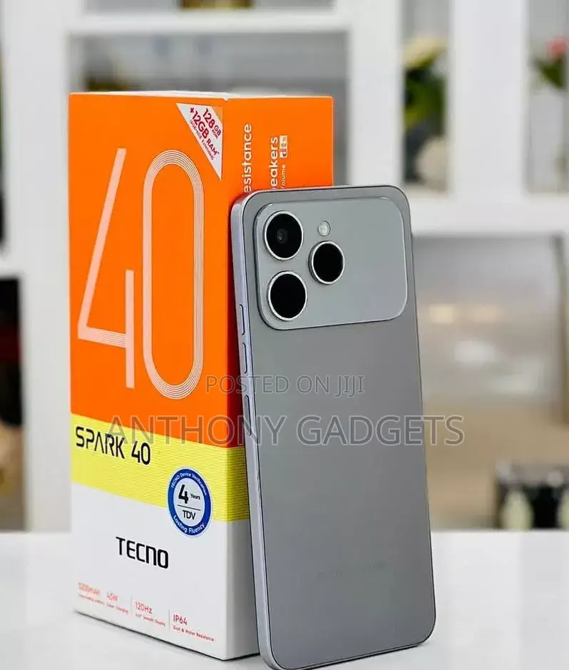 New Tecno Spark 40 128 GB Gray