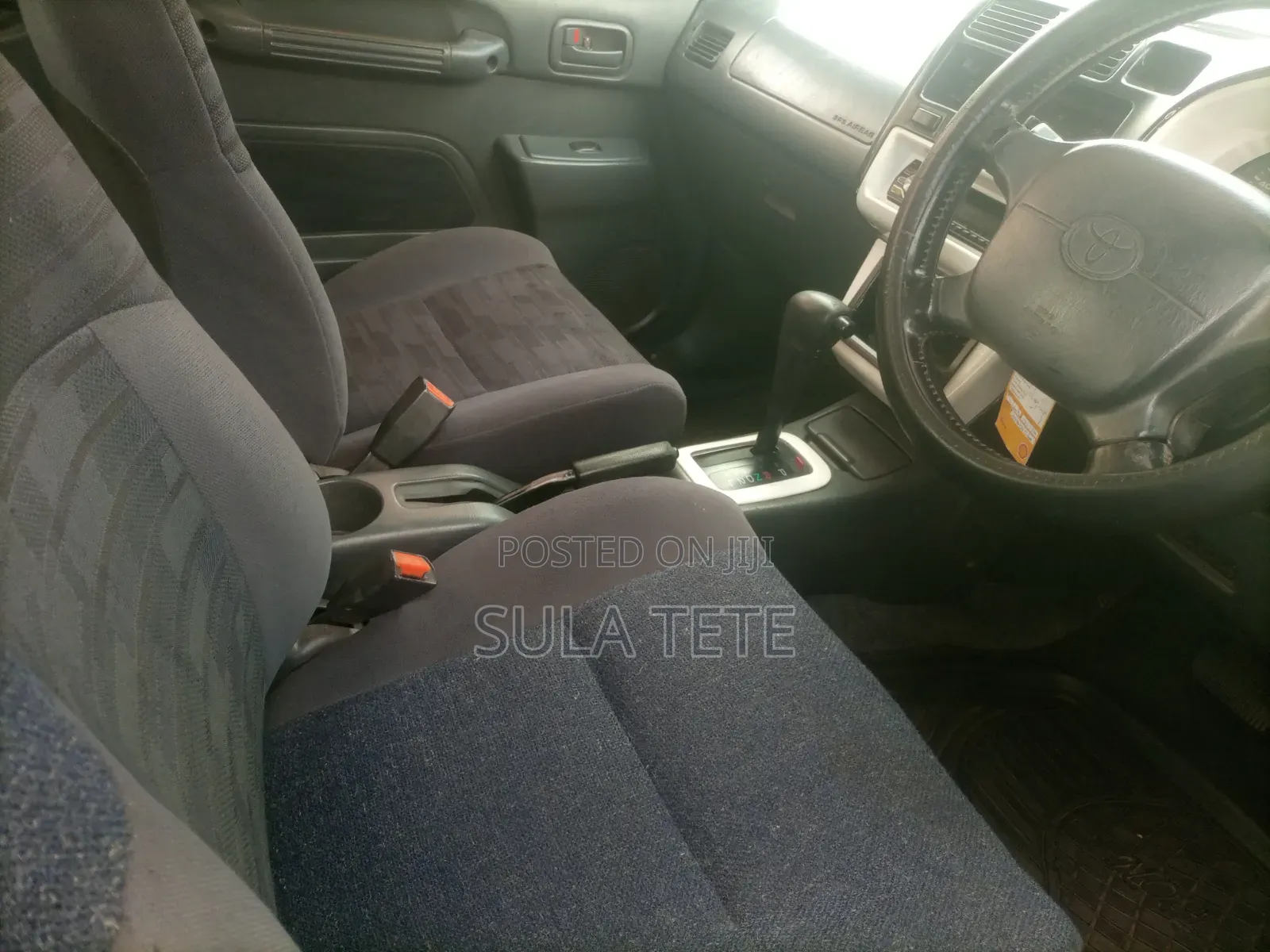 Toyota RAV4 Base FWD 1999 Red