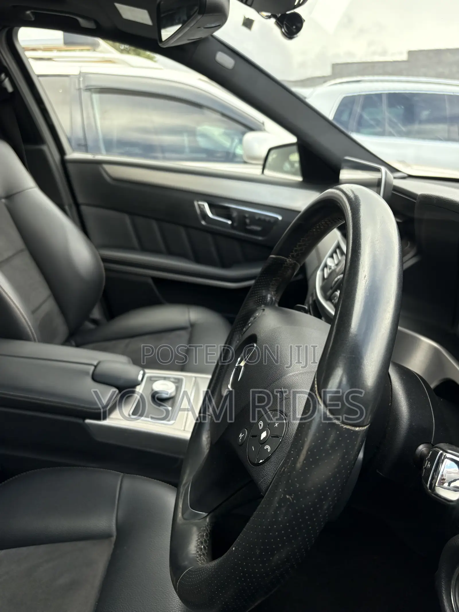 Mercedes-Benz E300 2011 Black