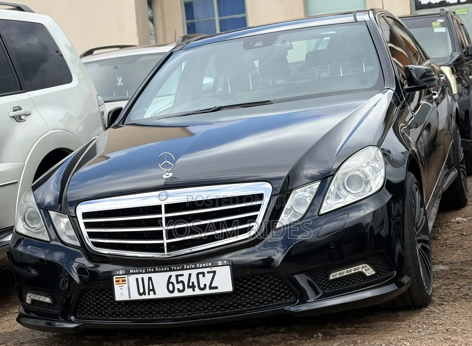 Mercedes-Benz E300 2011 Black