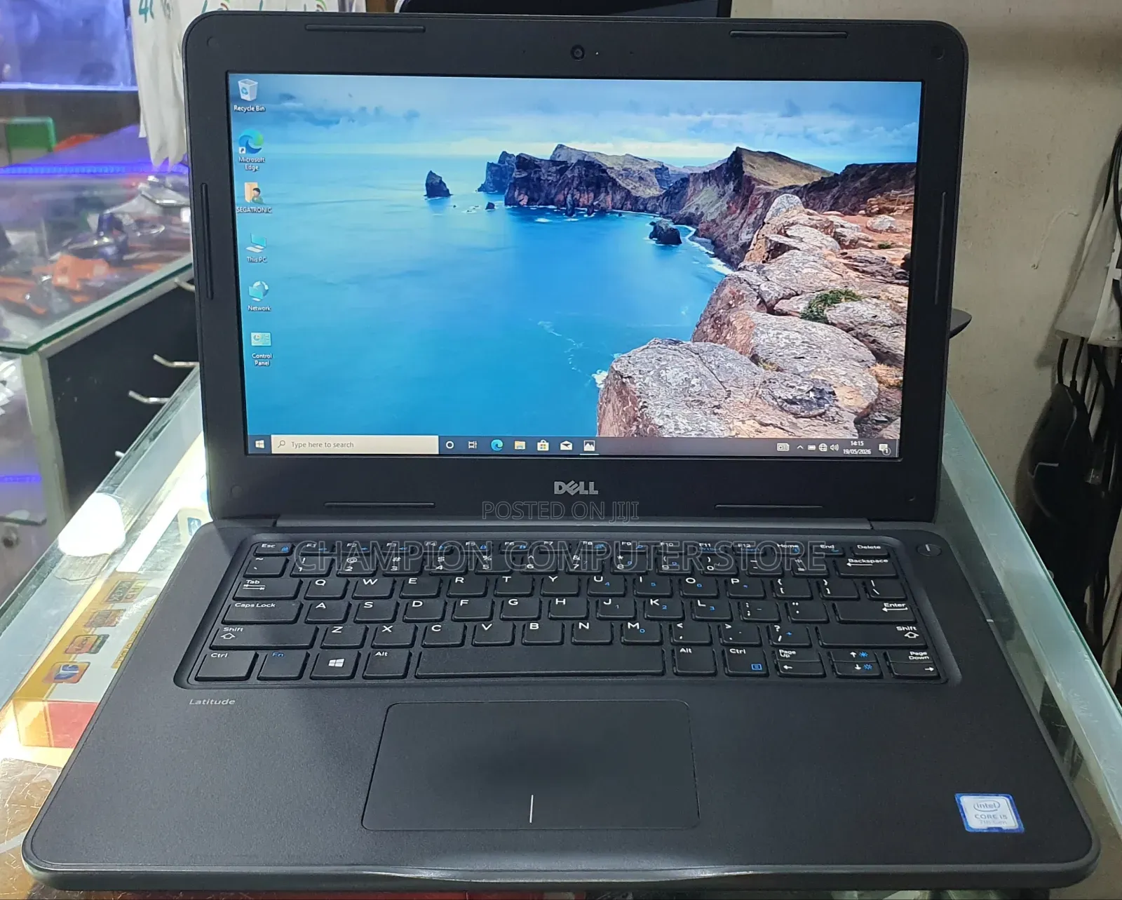 Laptop Dell Latitude 3380 4GB Intel Core i5 HDD 500GB
