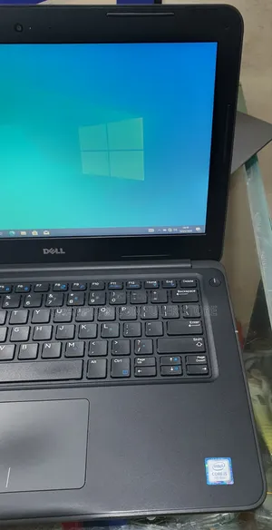 Laptop Dell Latitude 3380 4GB Intel Core i5 HDD 500GB