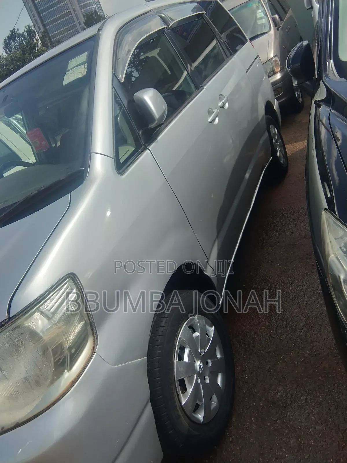 Toyota Noah 2.0 FWD (8 Seater) 2002 Silver