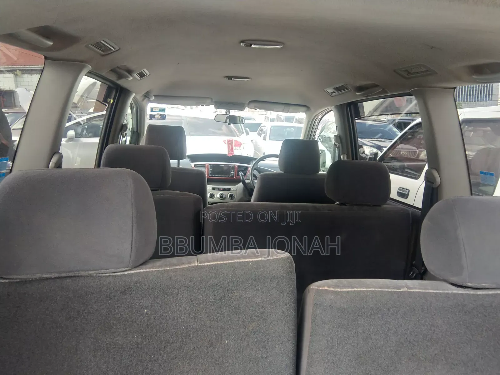Toyota Noah 2.0 FWD (8 Seater) 2002 Silver