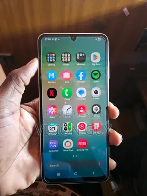 Samsung Galaxy A06 64 GB Yellow