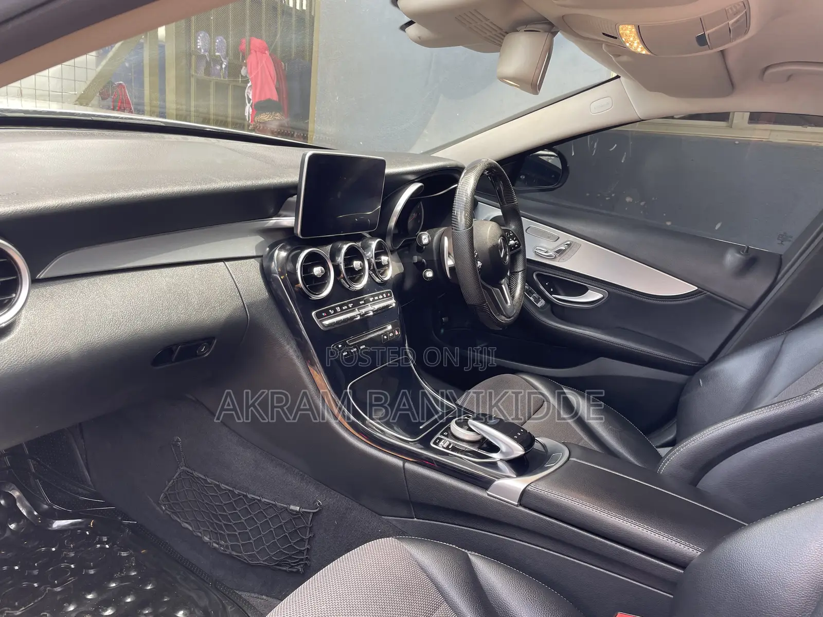 Mercedes-Benz C180 2019 Silver