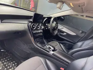 Mercedes-Benz C180 2019 Silver