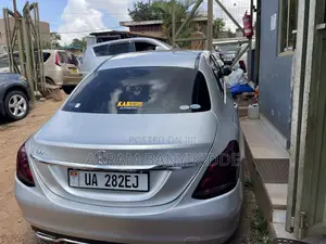 Mercedes-Benz C180 2019 Silver
