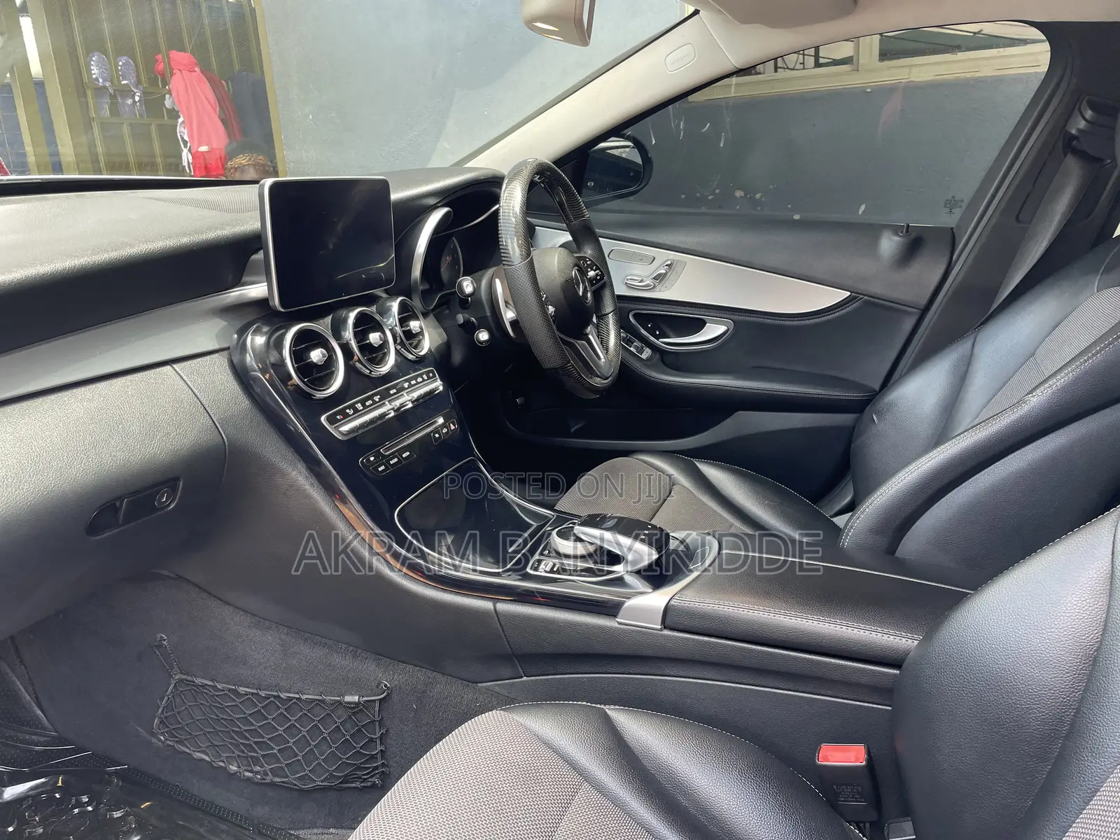 Mercedes-Benz C180 2019 Silver