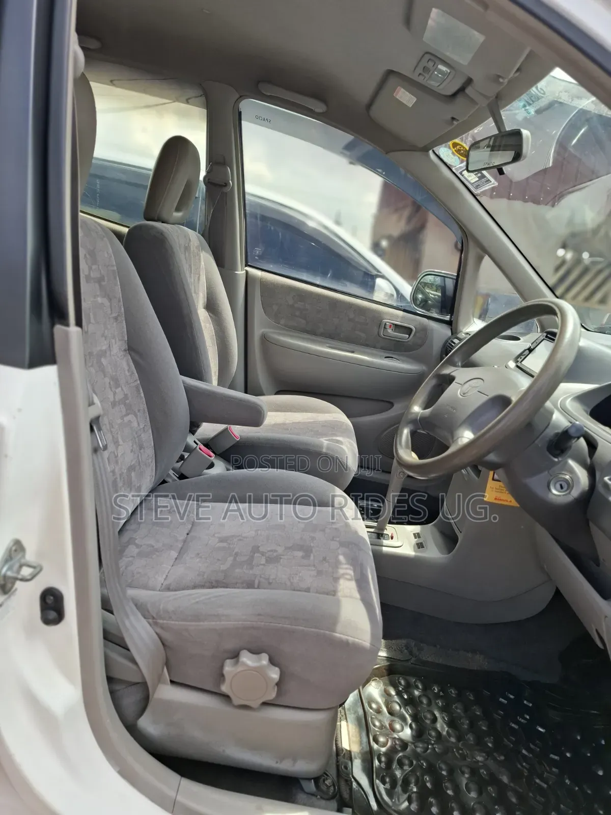 Toyota Corolla Spacio 1.6 (5 Seater) 2001 White