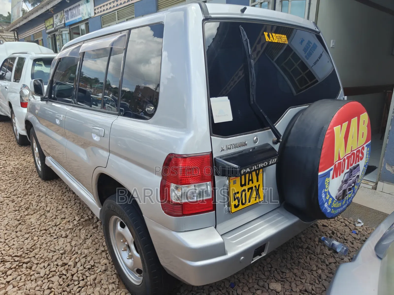 Mitsubishi Pajero IO 2000 Silver