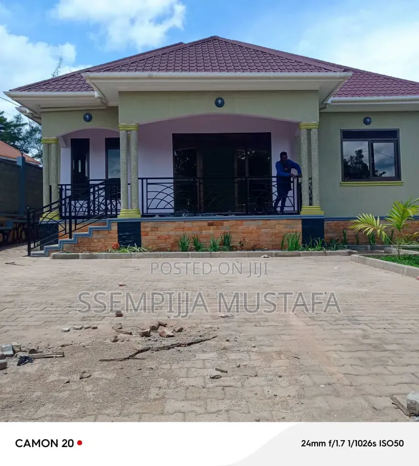 Furnished 3bdrm House in Wakiso / Wakiso for sale