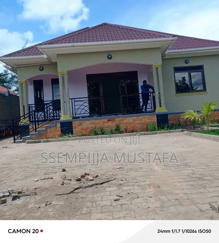 Furnished 3bdrm House in Wakiso / Wakiso for sale