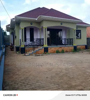 Furnished 3bdrm House in Wakiso / Wakiso for sale