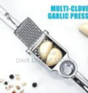 Professional Grade Ergonomic Garlic Press and Mincer