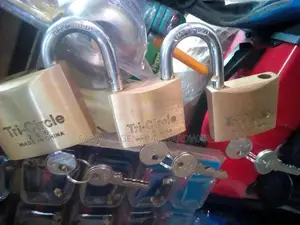 Tri-Circle Padlocks(Original) "266,265"