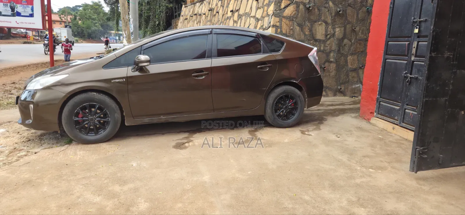 Toyota Prius 2012 Brown