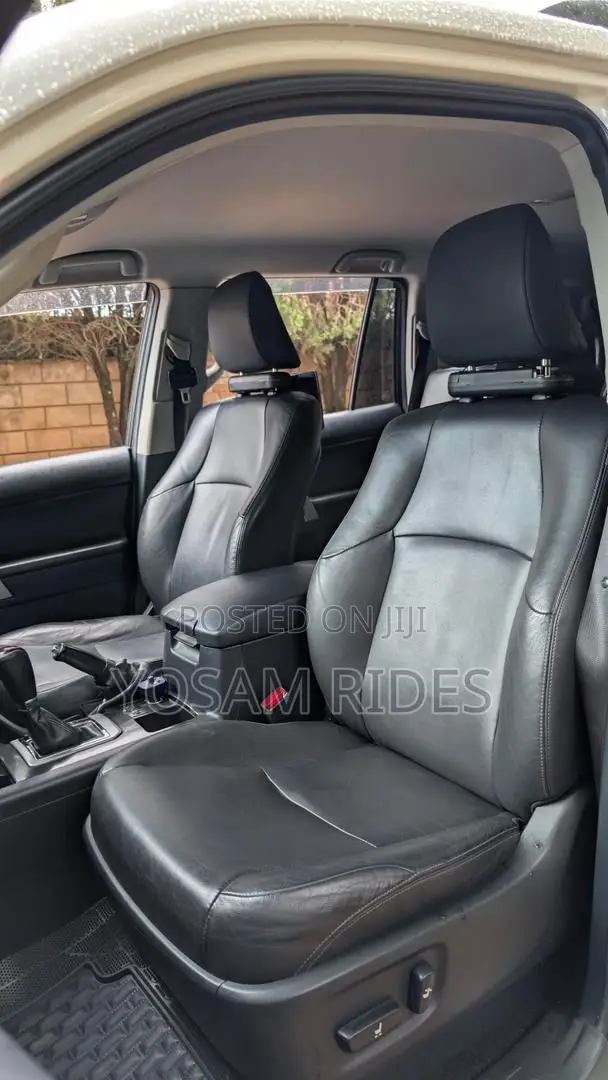 Toyota Land Cruiser Prado 2.7 VVT-i 2016 White