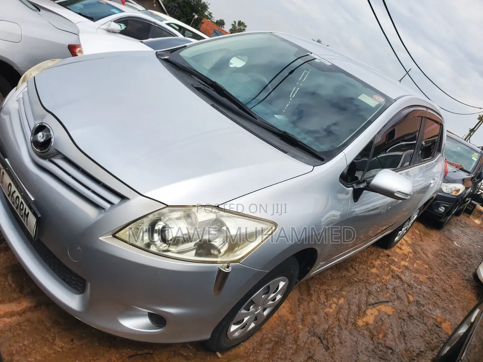 Toyota Auris 2010 Silver