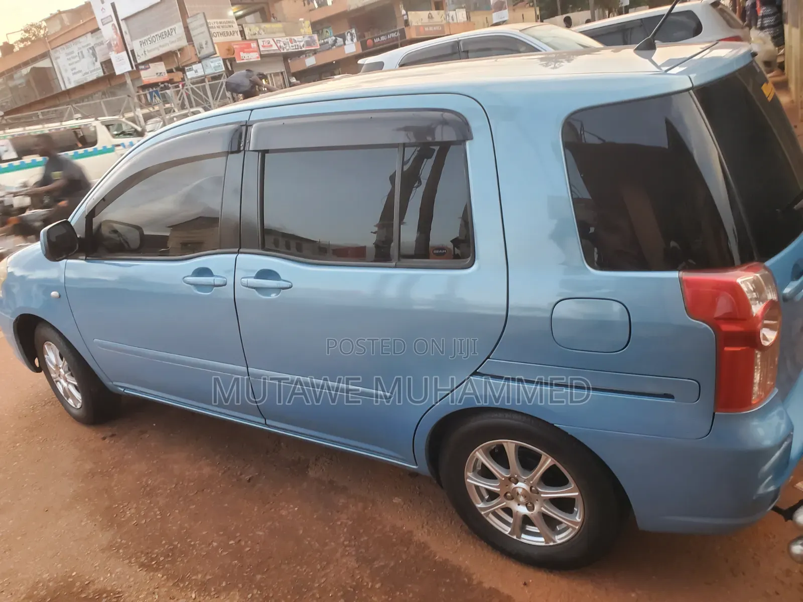Toyota Raum 2010 Blue