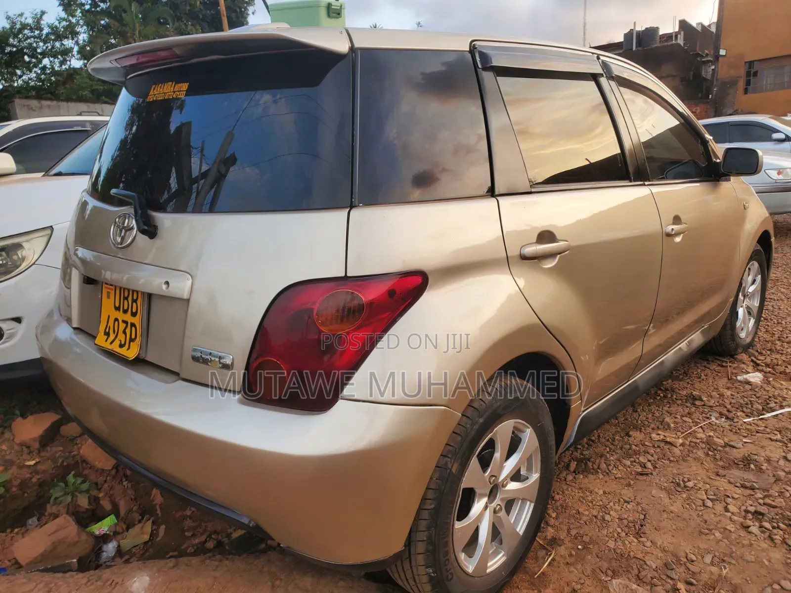 Toyota IST 2007 Gold
