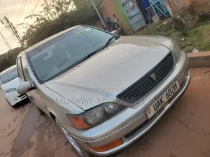 Toyota Vista 2003 Silver