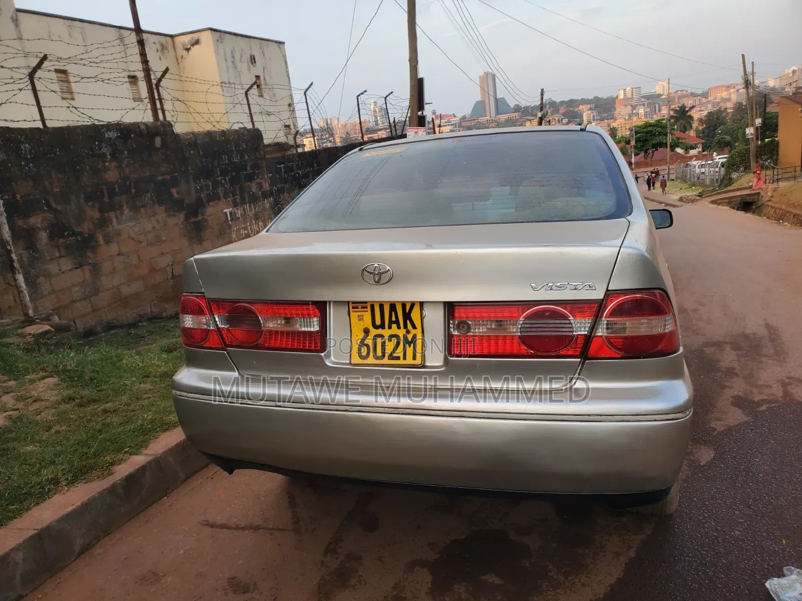 Toyota Vista 2003 Silver