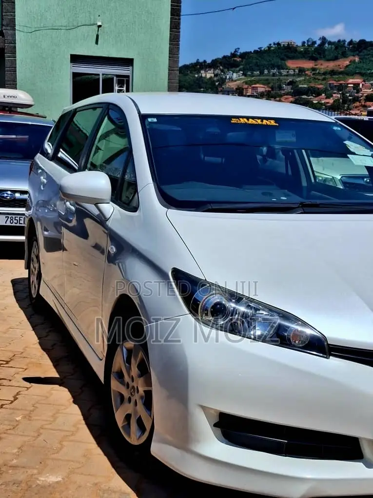 Toyota Wish 2010 White
