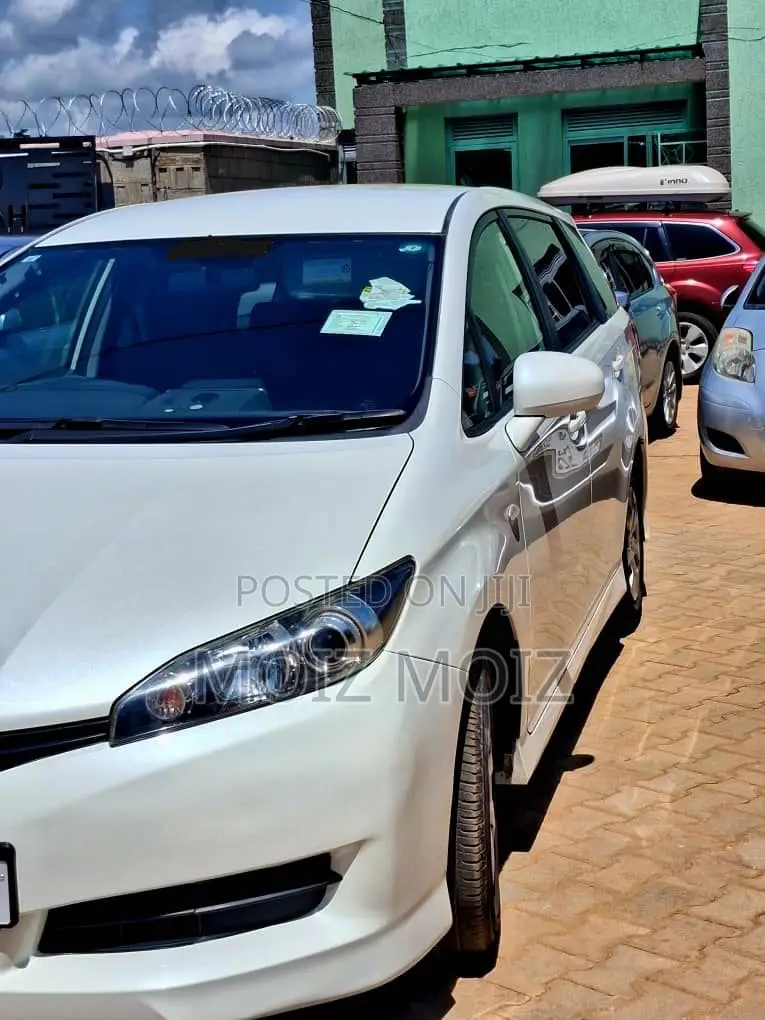 Toyota Wish 2010 White