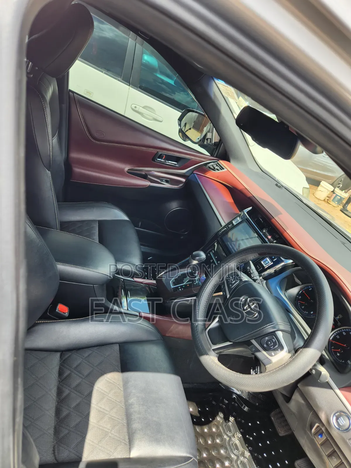 Toyota Harrier 2016 Silver