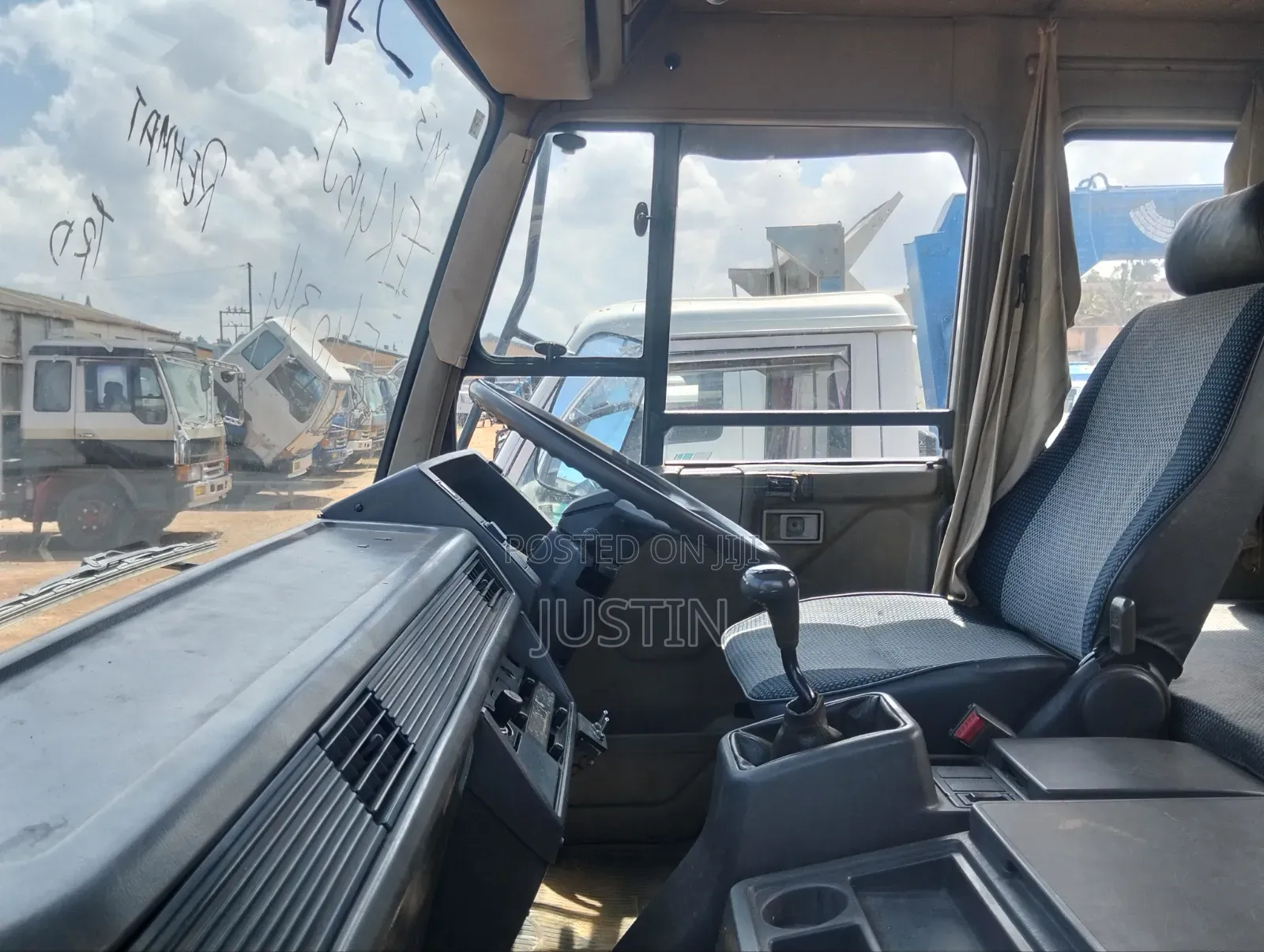 Fuso Truck 6d14 Turbo 1995 Red