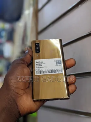Fujitsu Arrows NX9 F-52A 128 GB Gold