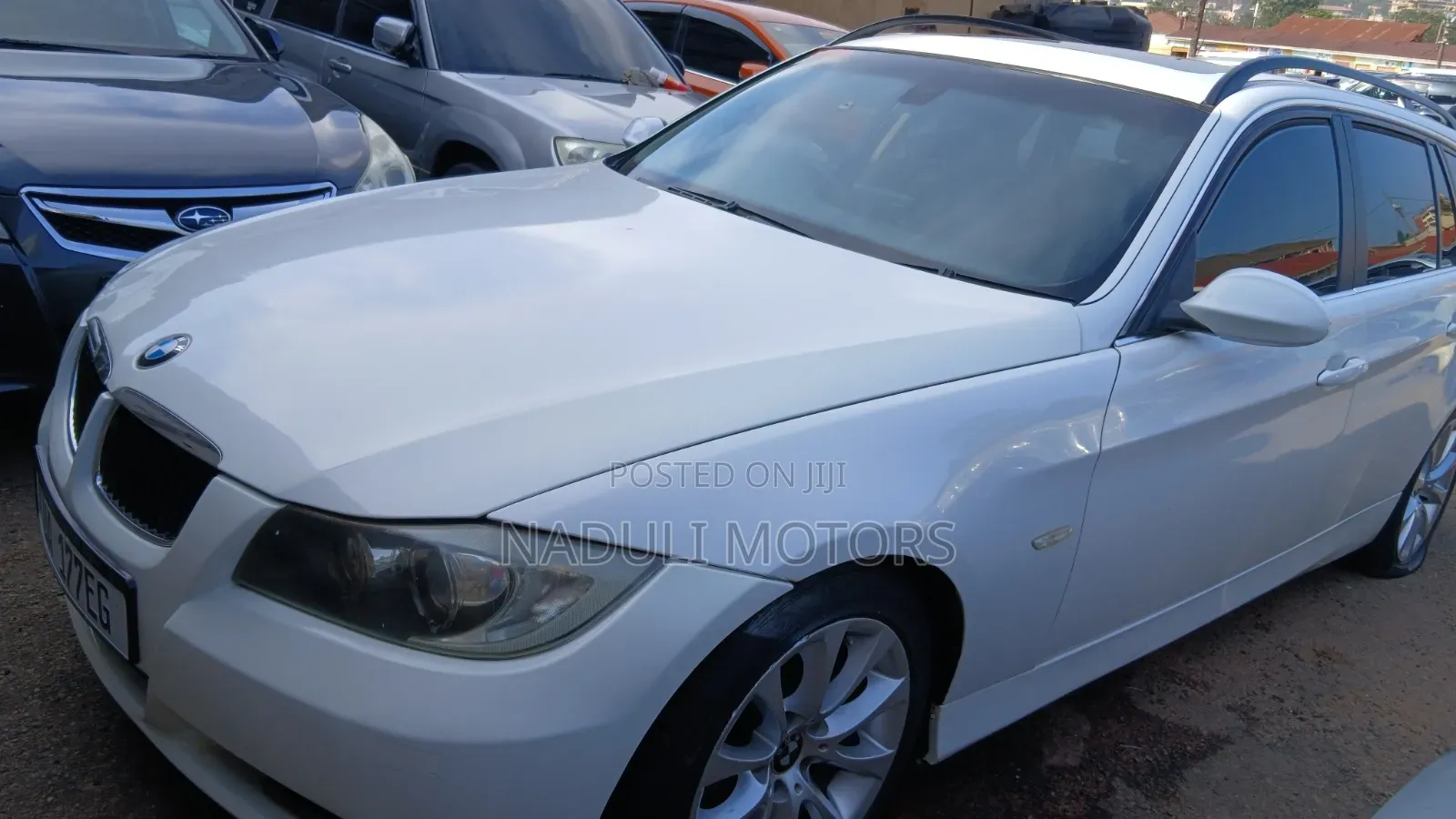 BMW 325i 2010 White