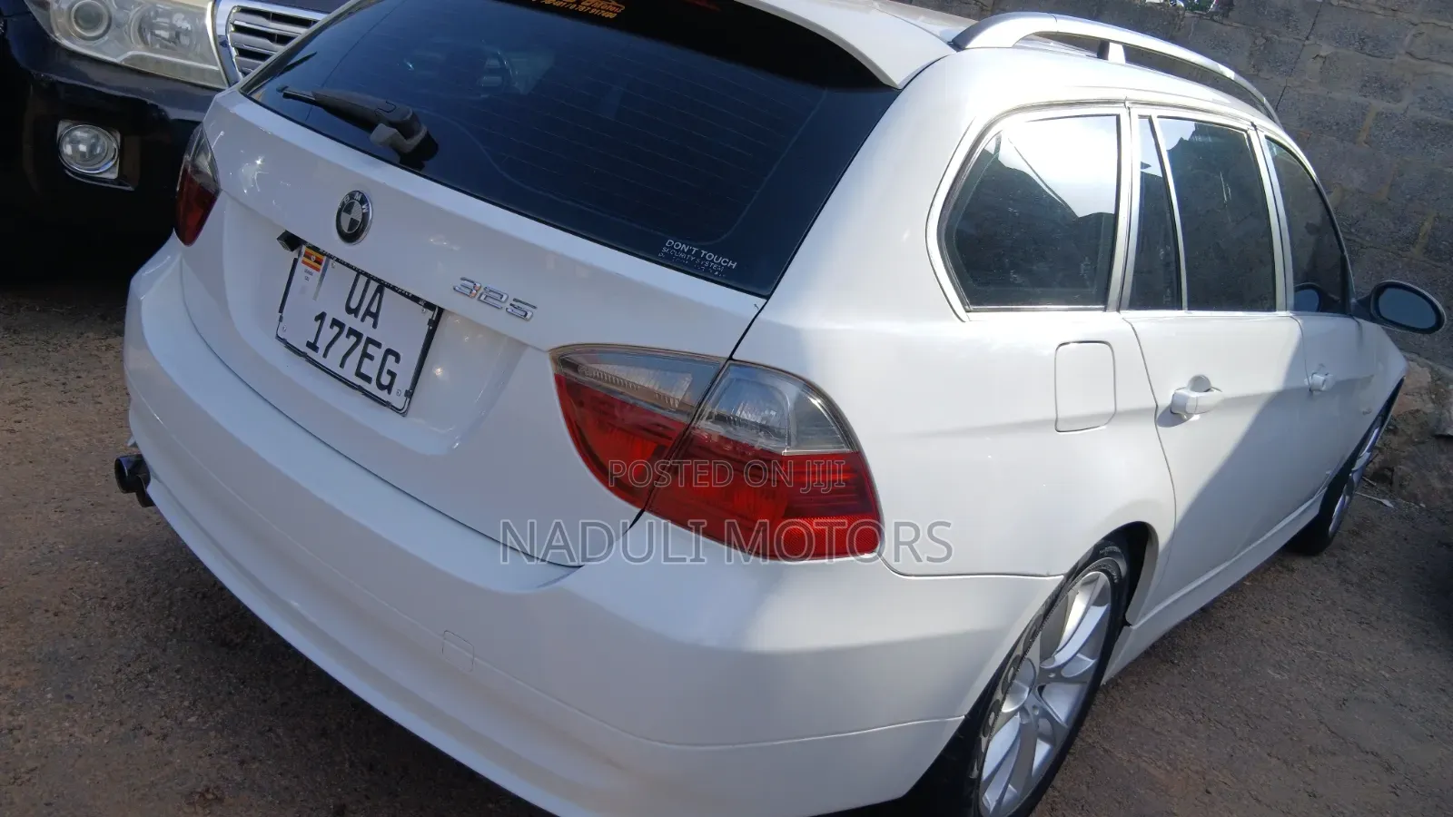 BMW 325i 2010 White