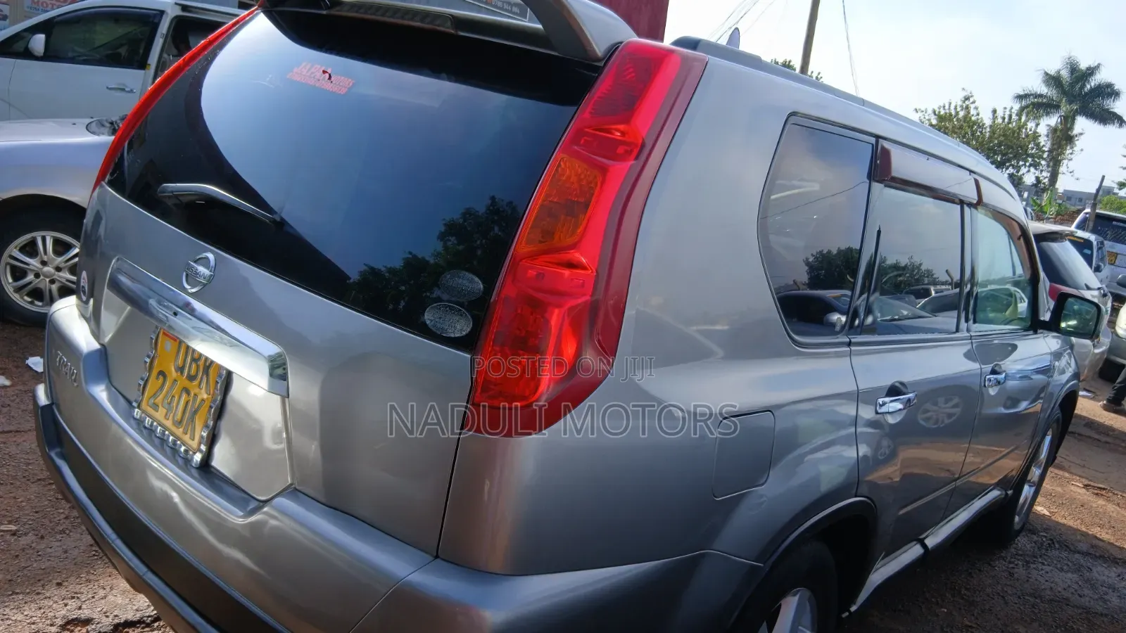Nissan X-Trail 2010 Silver
