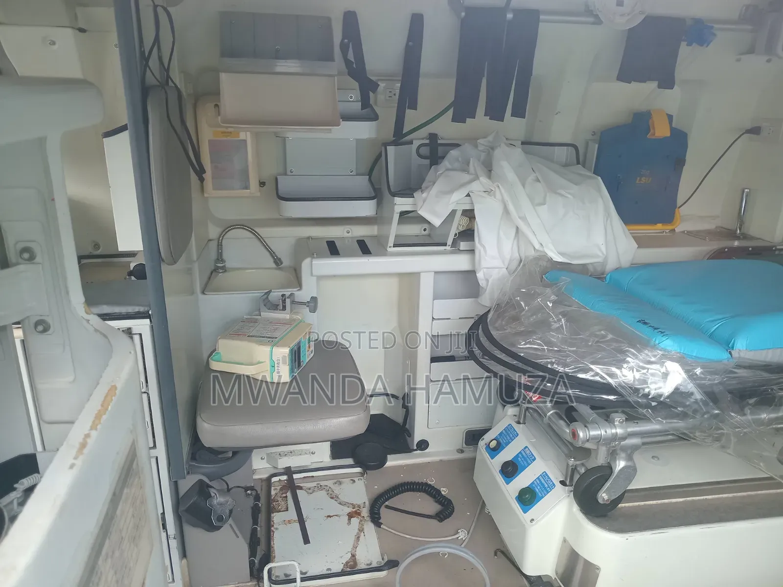 Nissan Caravan (Urvan) 2012 White