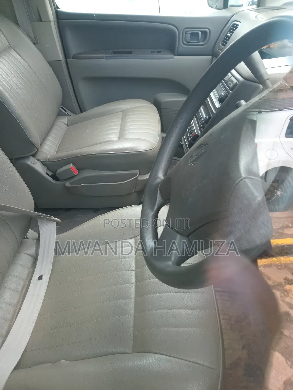 Nissan Caravan (Urvan) 2012 White
